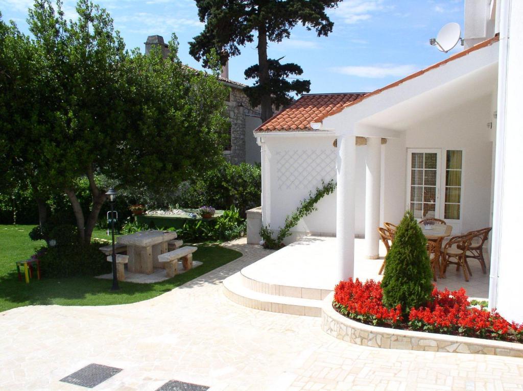 Apartments Paloma Blanca Medulin Exterior foto